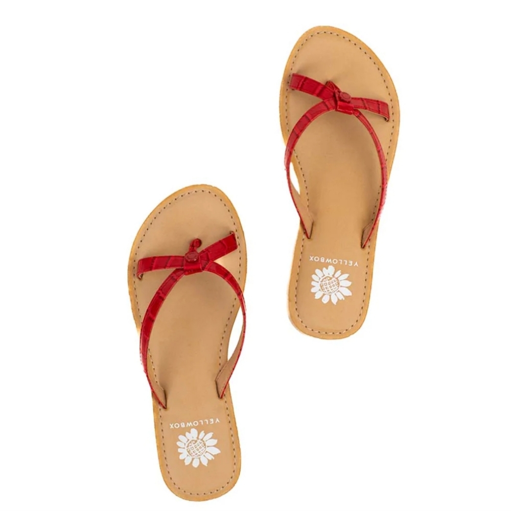 CRISS CROSS STRAP SANDALS COLOR RED